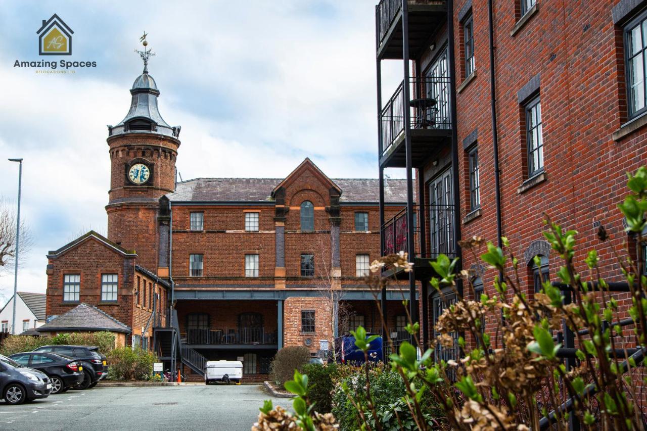 Executive 2 Bed Flat In Stockton Heath By Amazing Spaces Relocations Ltd وارينغتون المظهر الخارجي الصورة